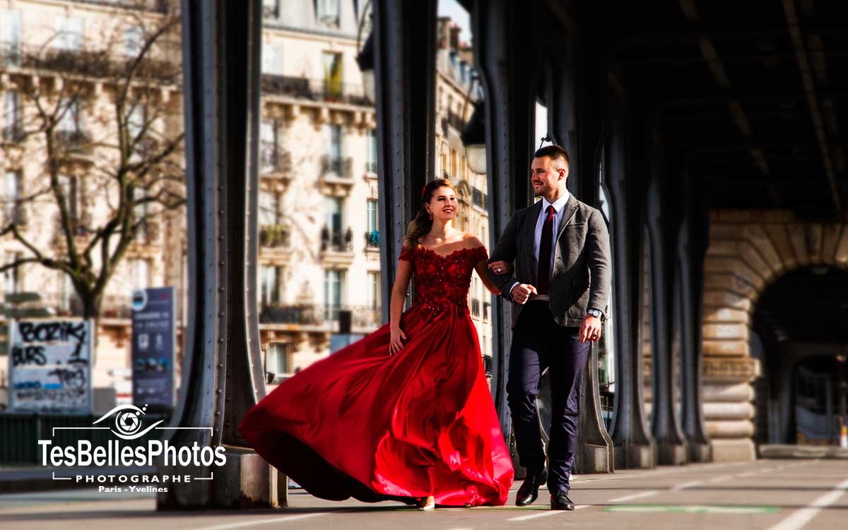 Pont de Bir-Hakeim pre-wedding photo shoot