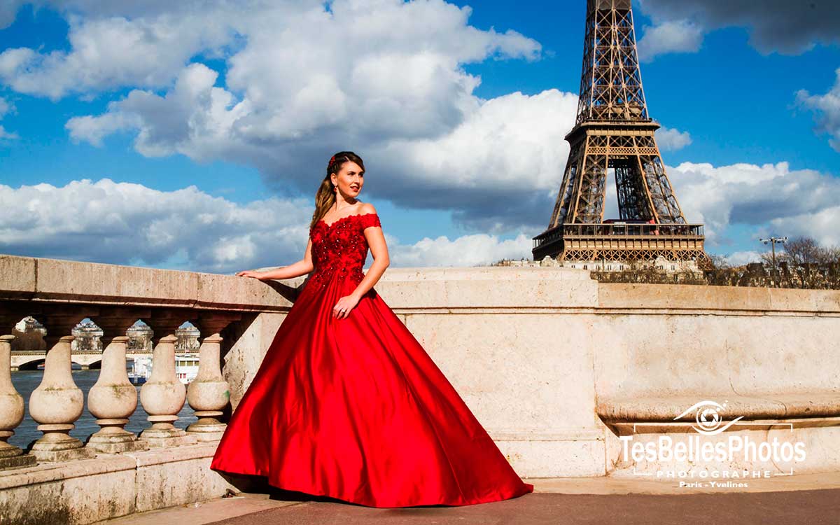 Paris couple pre-wedding photo shoot
