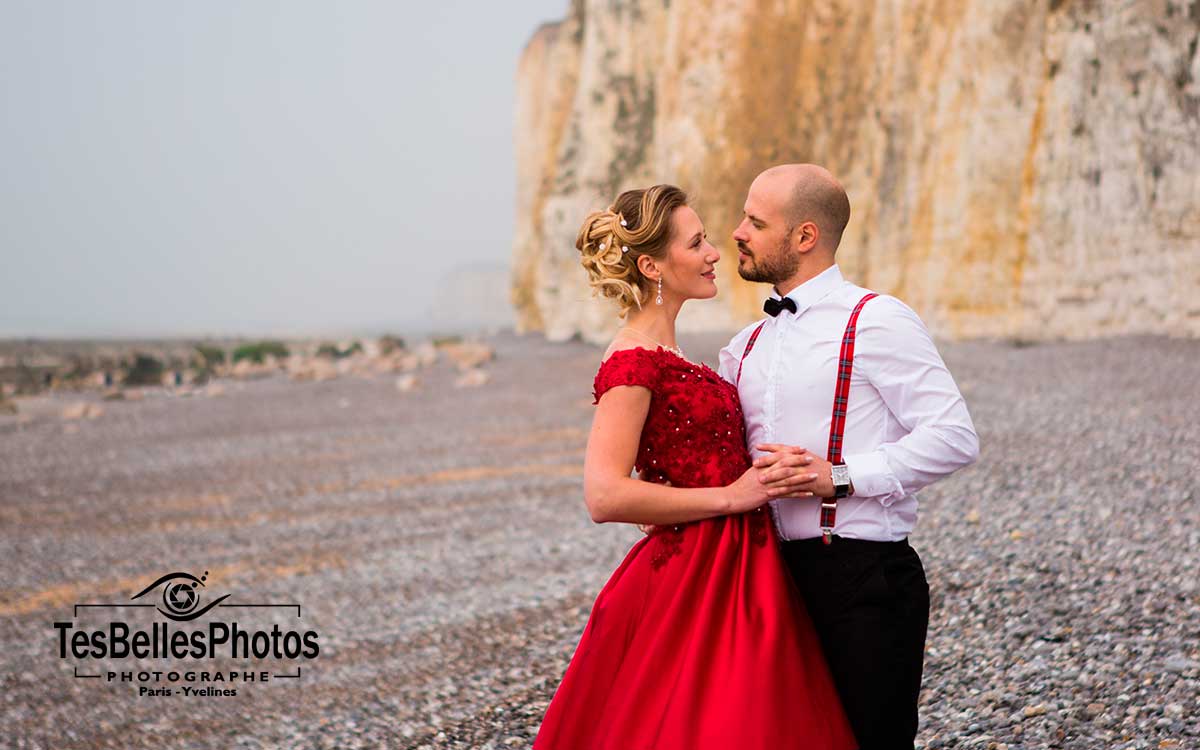 法国诺曼底海滩婚纱个性写真照